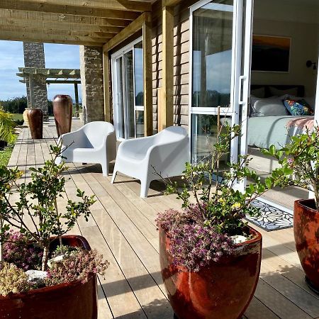 Kauri Glen Bnb Te Arai Exteriör bild
