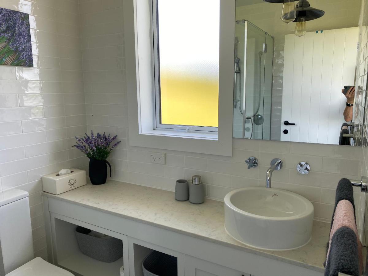 Kauri Glen Bnb Te Arai Exteriör bild