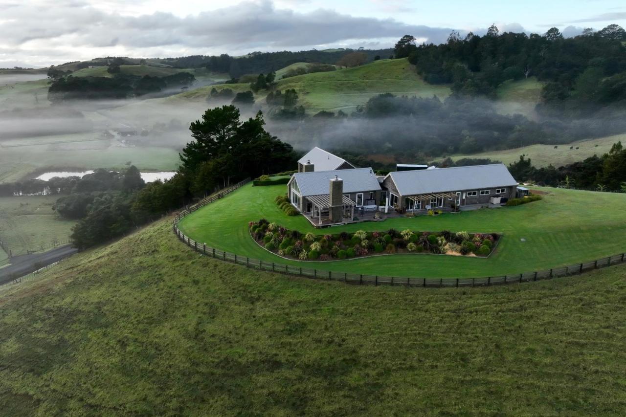 Kauri Glen Bnb Te Arai Exteriör bild