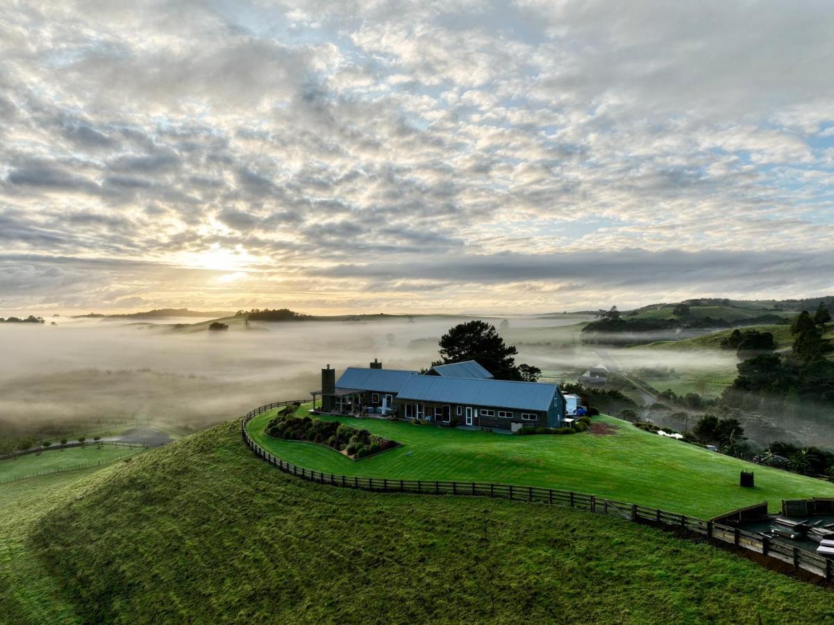 Kauri Glen Bnb Te Arai Exteriör bild